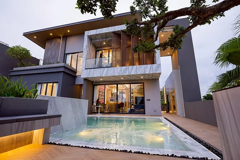 property-dpgermanthai-houses-for-sale-pattaya-50-100-million-baht-3-storey-luxury-villa-02