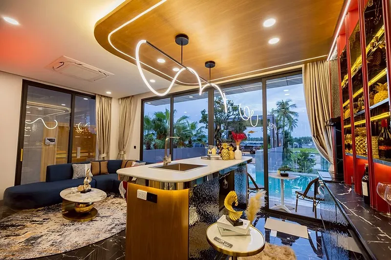 property-dpgermanthai-houses-for-sale-pattaya-50-100-million-baht-3-storey-luxury-villa-05