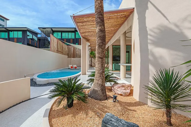 property-dpgermanthai-houses-for-sale-pattaya-50-100-million-baht-luxury-pool-villa-12
