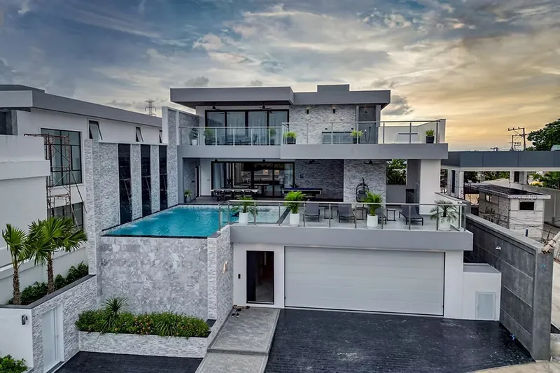 property-dpgermanthai-houses-for-sale-pattaya-50-100-million-baht-siam-royal-view-01