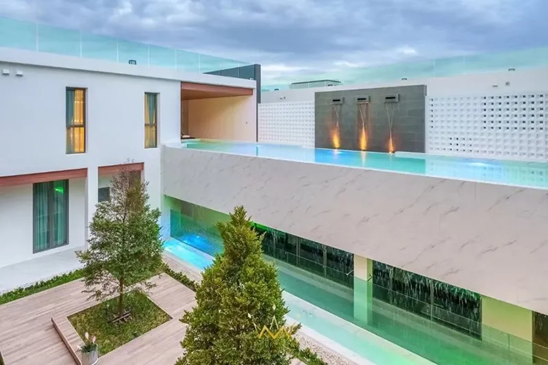 property-dpgermanthai-houses-for-sale-pattaya-50-100-million-baht-siam-royal-view-2-02